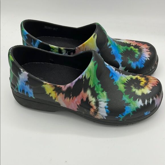 Crocs women’s Neria Pro ll clog tie dye shoe medical nursing comfort size 8 - Picture 1 of 7